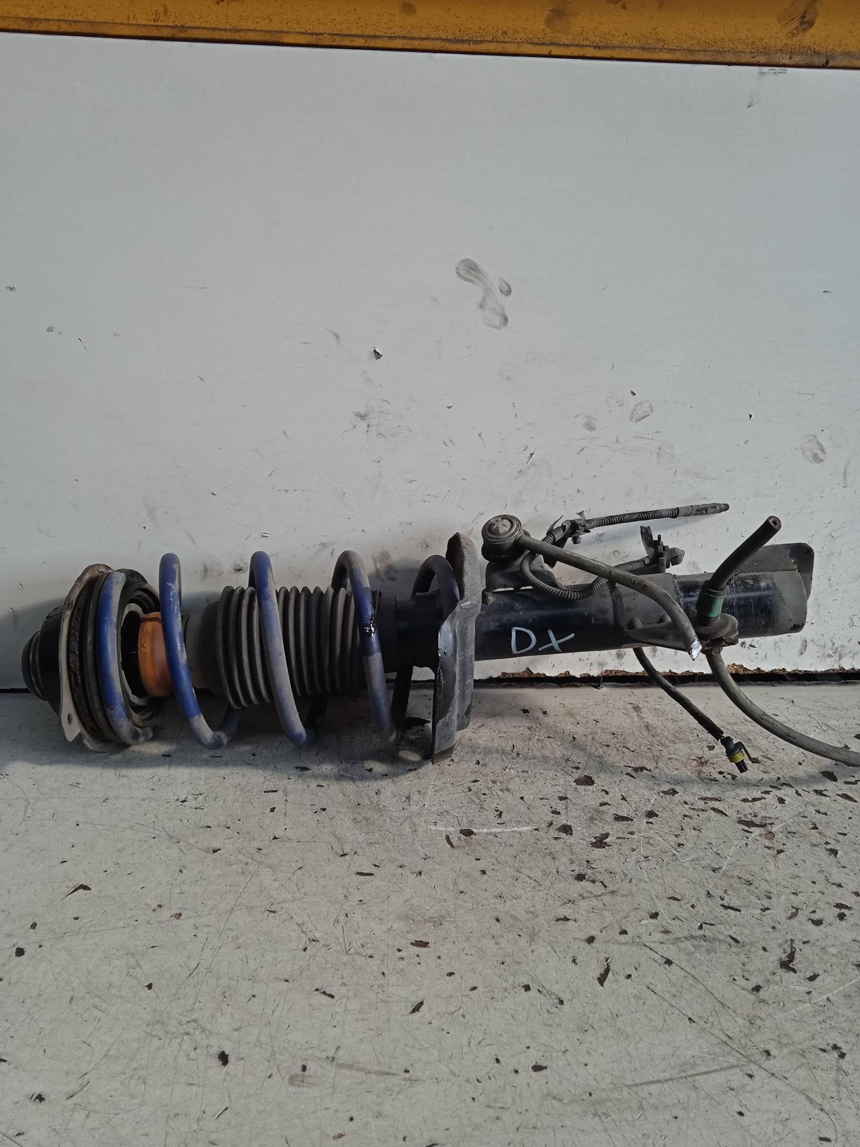 Ammortizzatore ant. dx.